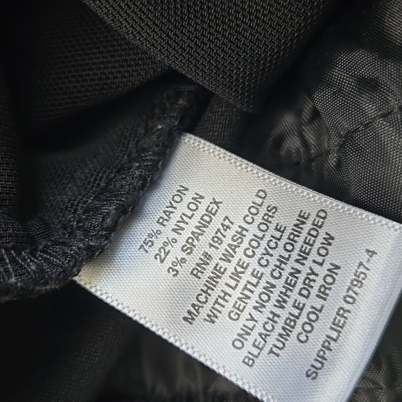 Liz Claiborne Womens Black Straight Mid Rise Pull On Pant Size 14 - Picture 6 of 6